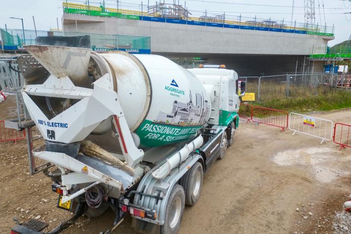 Electric truckmixer at Chattle Hill for the 1 million cubic metres concrete pour milestone