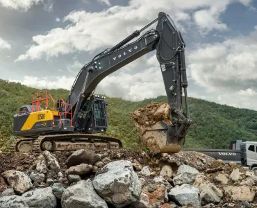 The new 50-tonne Volvo EC500 crawler excavator from Volvo CE
